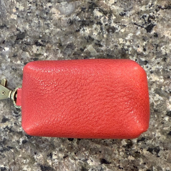 Portland Leather Sugar Dopp Keychain - Picture 4 of 5